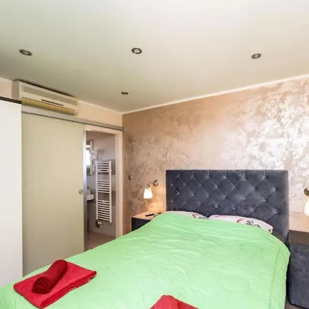 شقة Bra I Premium With Outdoor Pool And Sauna - One Bedroom With Balcony Sukošan