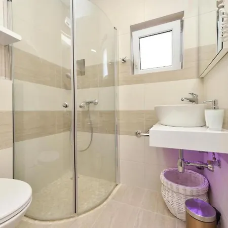 شقة Bra I Premium With Outdoor Pool And Sauna - One Bedroom With Balcony *